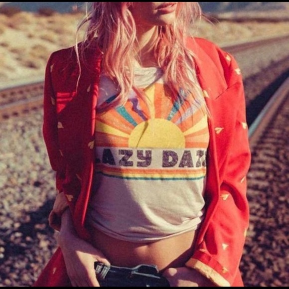 Lazy Daze Vintage Style T Shirt - Picture 3 of 5